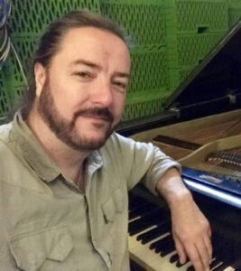 Course Tutor Martin Riley Arts Uplift Volunteer